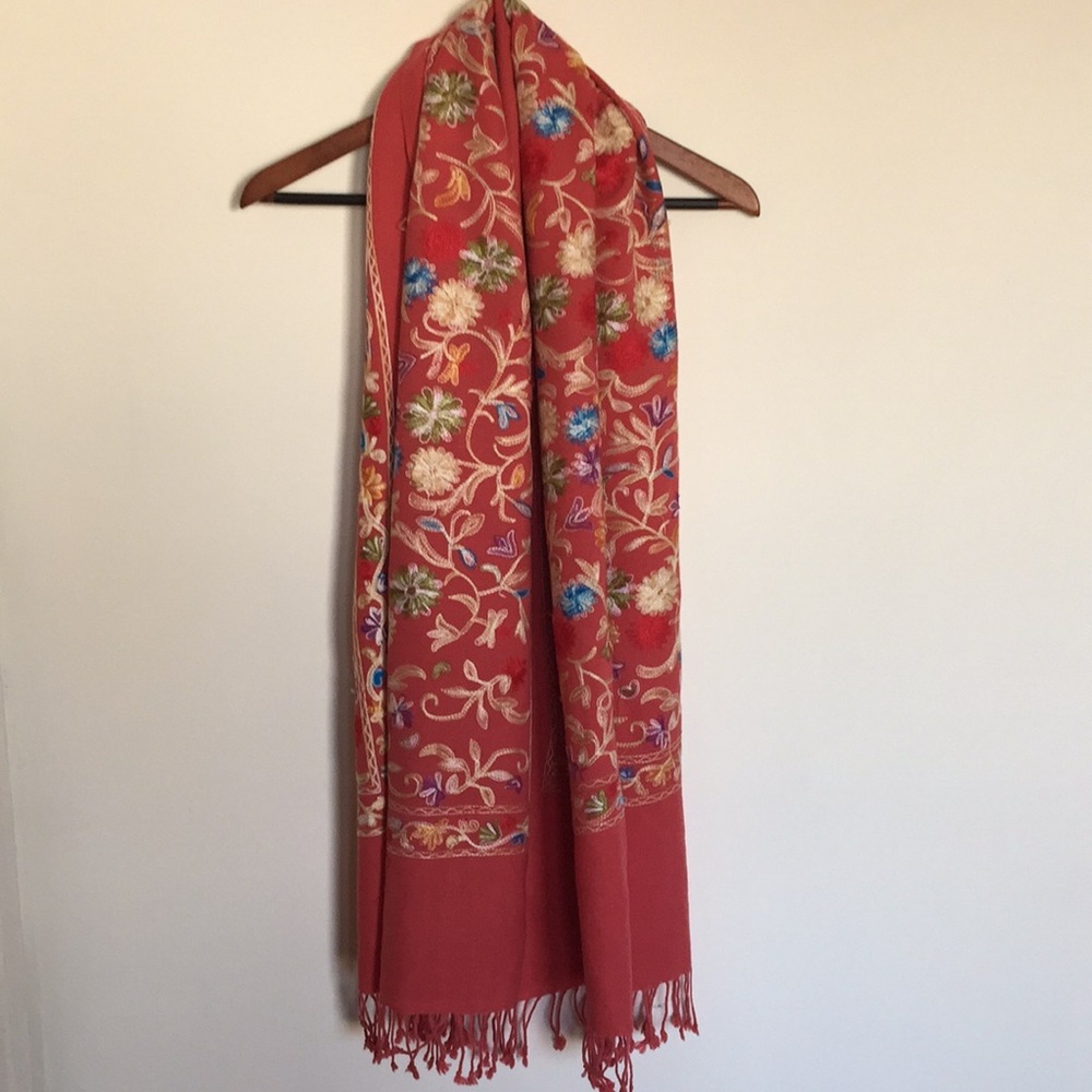Ladies scarf